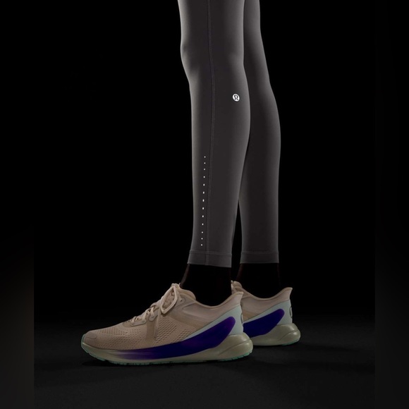 Lululemon Swift Speed High-Rise Tight 28” Gull Grey Size 6 - Picture 4 of 7